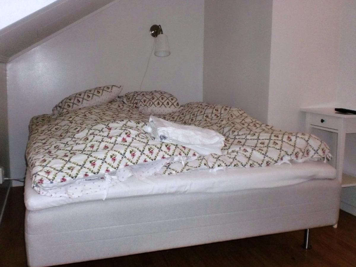 Trollhaettans Bed And Breakfast Room photo
