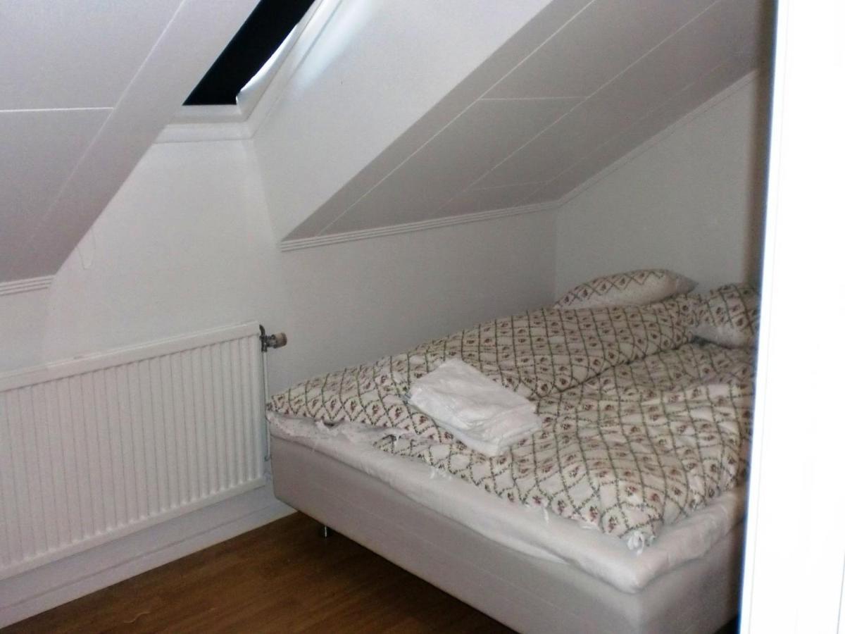 Trollhaettans Bed And Breakfast Room photo