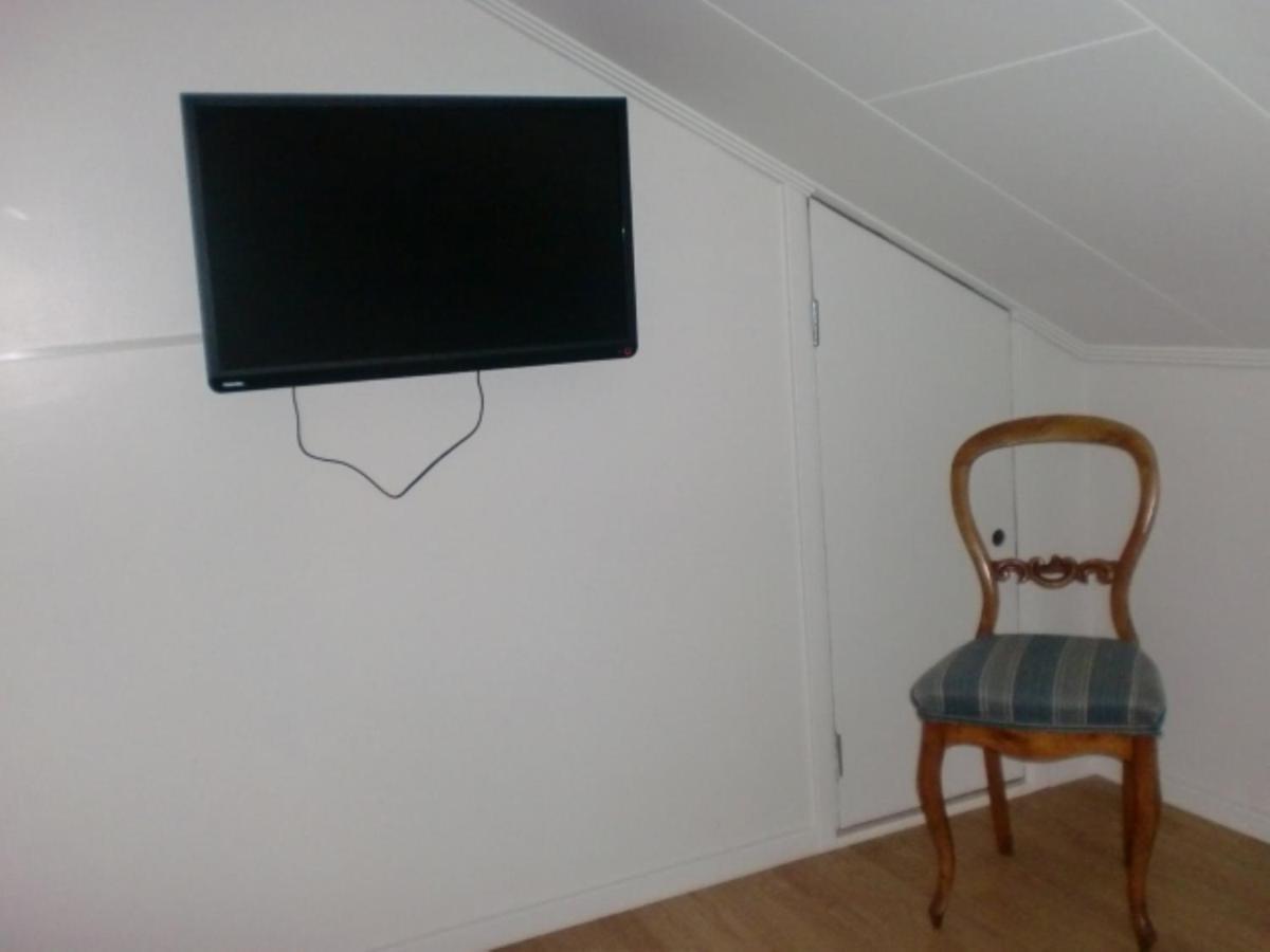 Trollhaettans Bed And Breakfast Room photo